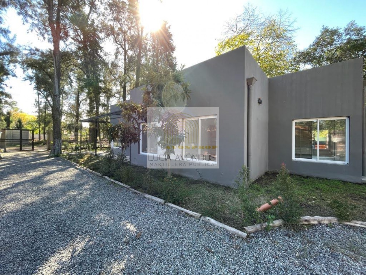 Casa complejo cerrado Moreno