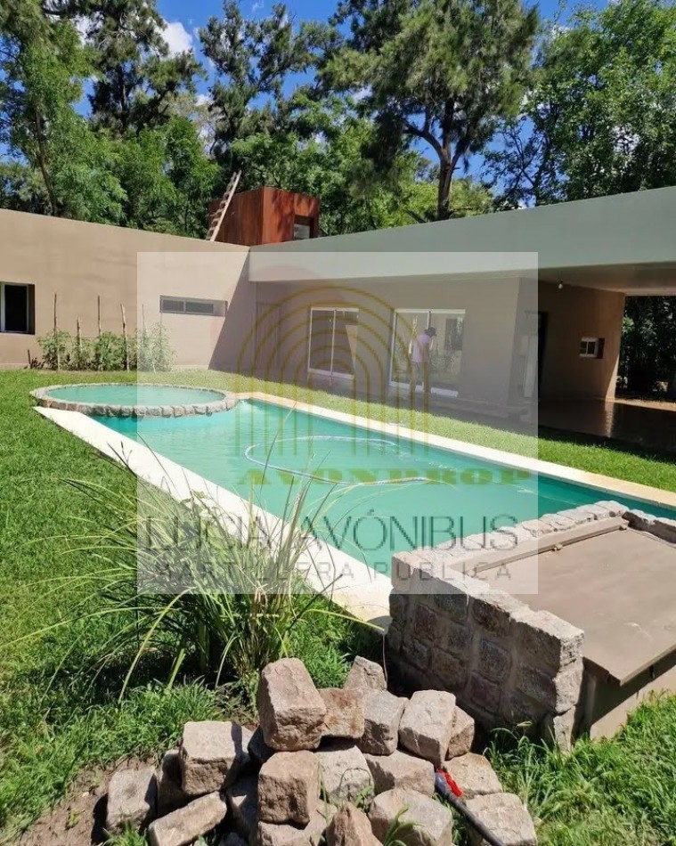 HERMOSA CASA PARQUE JULARO