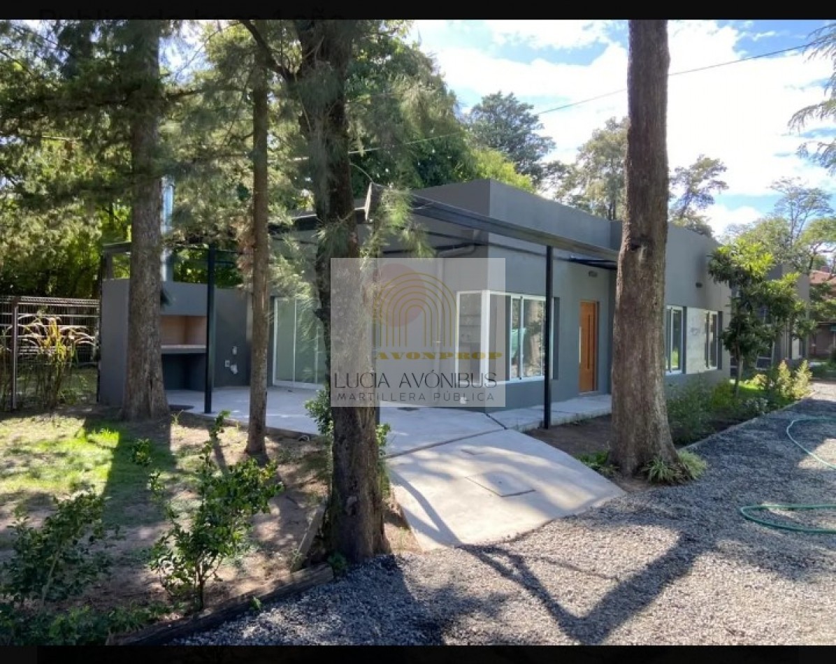 Casa complejo cerrado Moreno