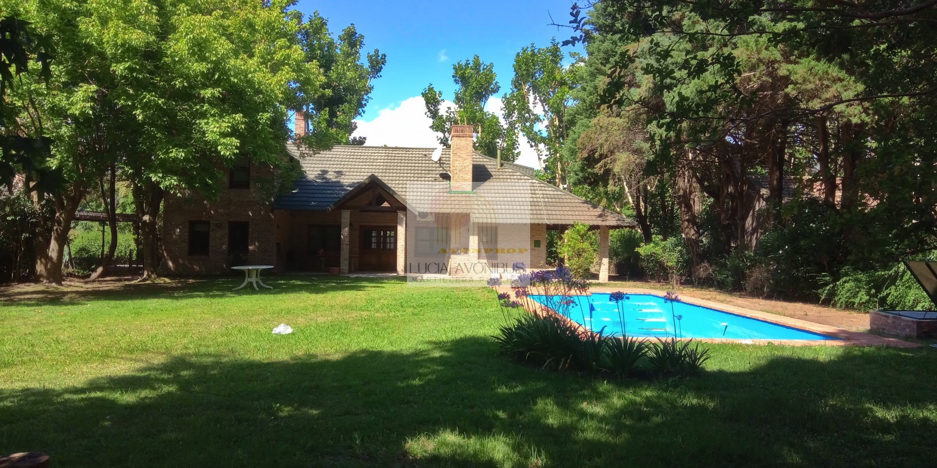 CASA COUNTRY CARMEL